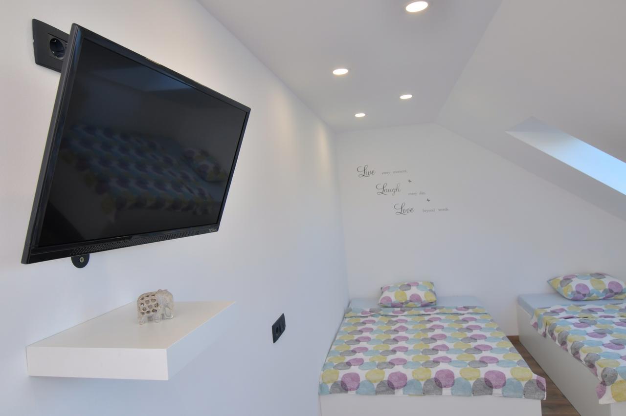 Apartment Harmony Любляна Екстер'єр фото
